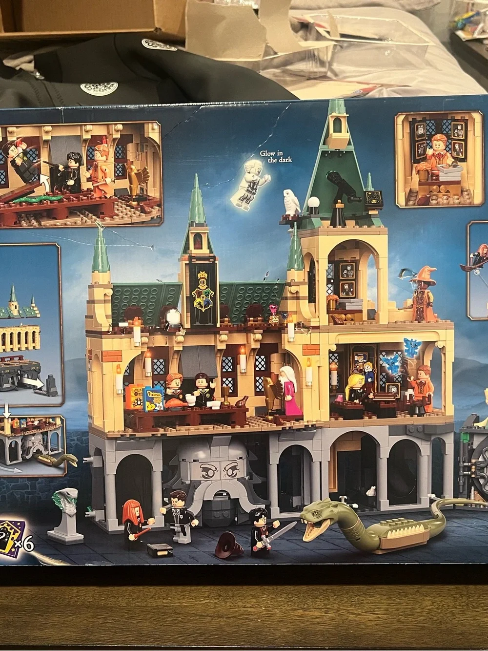 Lego Harry Potter Hogwarts Castle Set with Green, Tan, Black, Gray, Blue Accents
